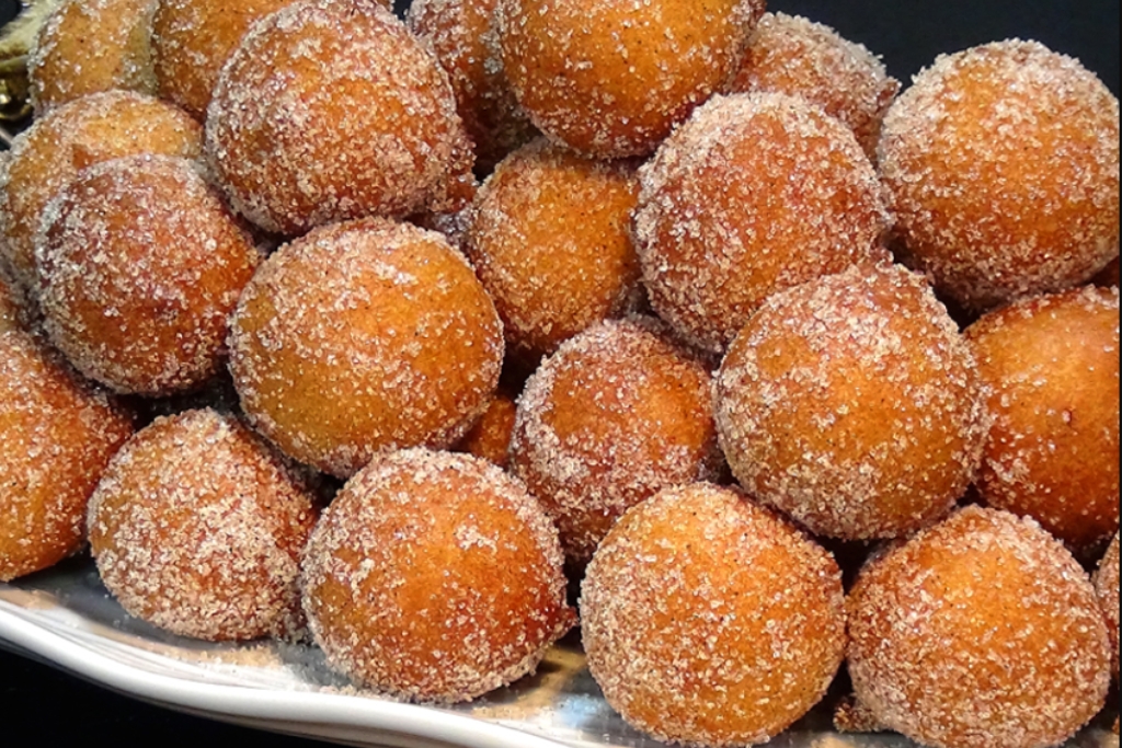 Bolinho de chuva um clássico da culinária de casa de vó e uma gostosura que remete à infância