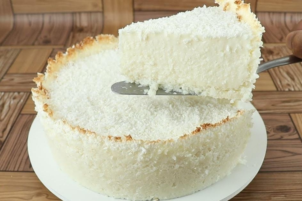 Torta dos anjo deliciosa, une a crocância da massa com a cremosidade do recheio