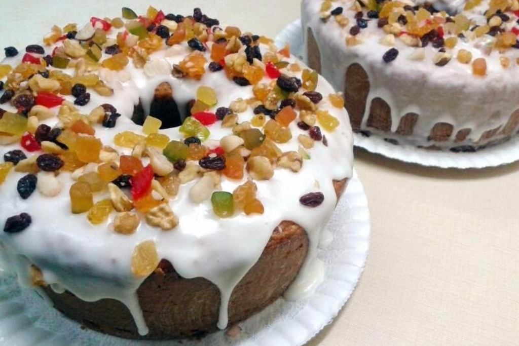 Bolo de natal com nozes frutas cristalizadas e passas uma delícia simples de preparar